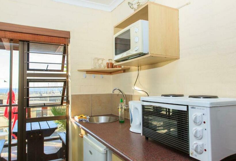 بنسيون Bikini Beach Villas