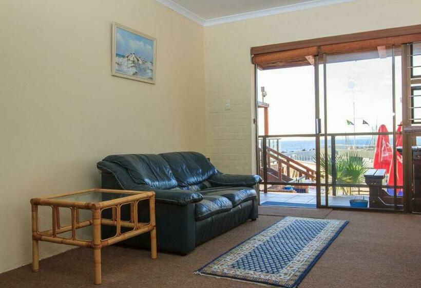 بنسيون Bikini Beach Villas