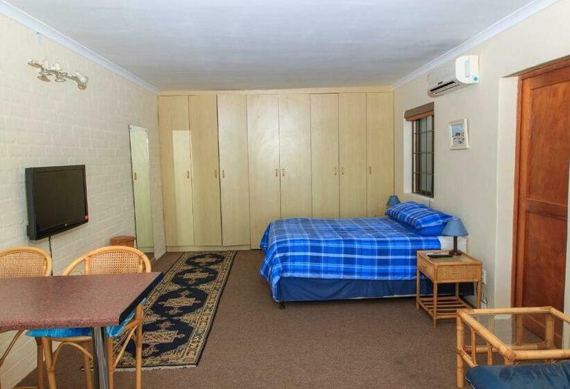 بنسيون Bikini Beach Villas