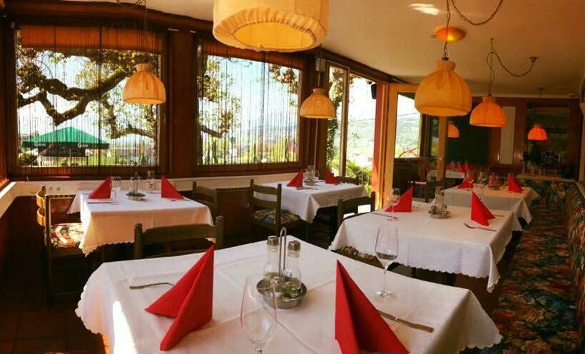 Pensionat Gasthaus Tisis