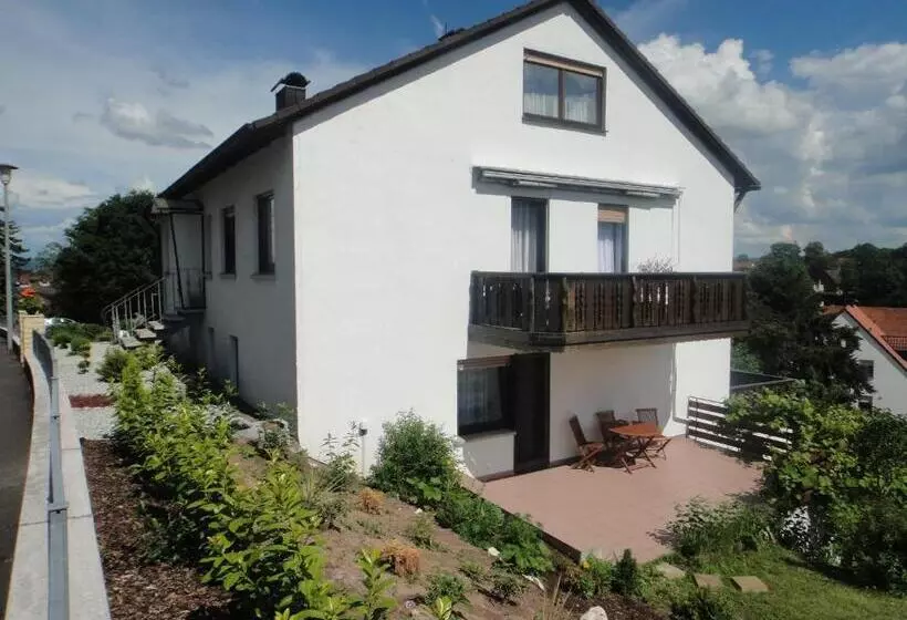 ペンション Gästehaus Am Sonnenberg