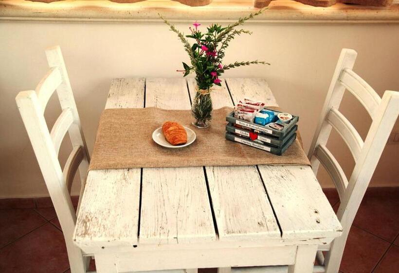 بنسيون Villa Giulia & Gaia   Guest House