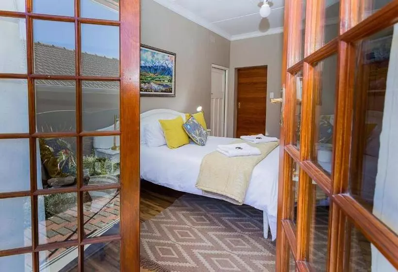 7 On Annandale B&b