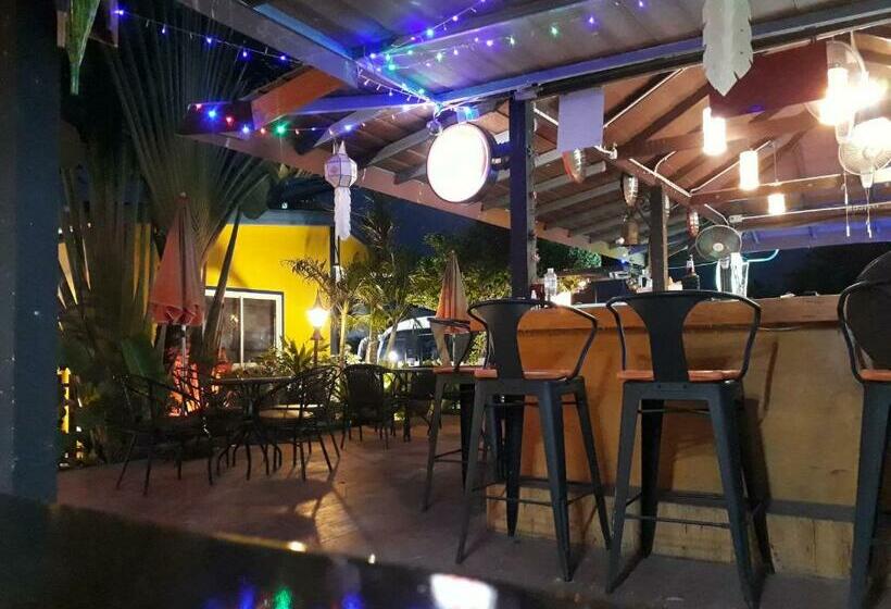 فندق صغير Relax Inn