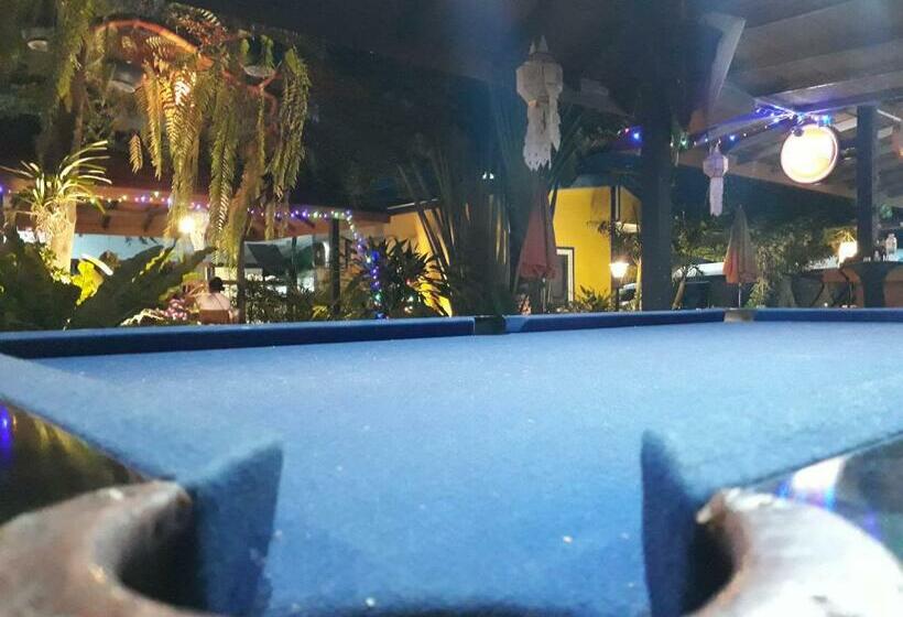 فندق صغير Relax Inn