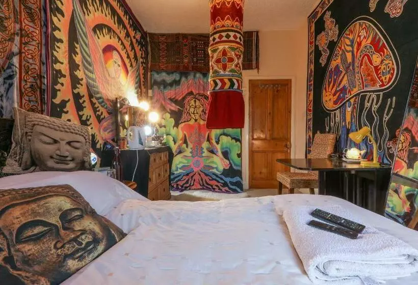 ベッドアンドブレックファースト Bradford Digs