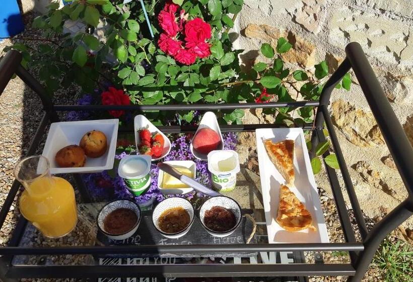 مبيت وإفطار Domaine De Meigne