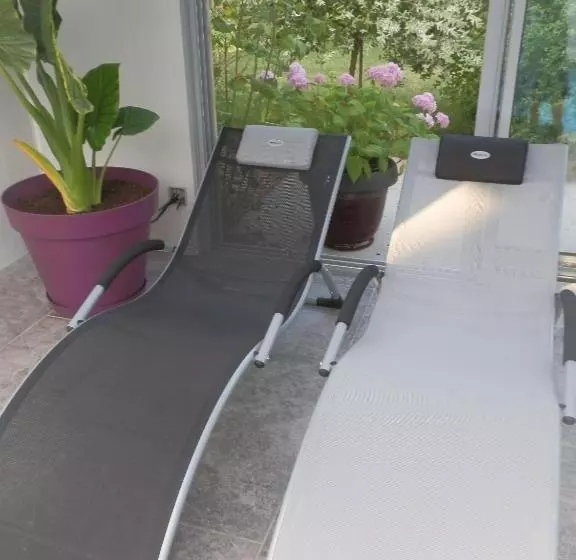 ベッドアンドブレックファースト Domaine De Meigne