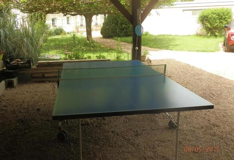 مبيت وإفطار Domaine De Meigne