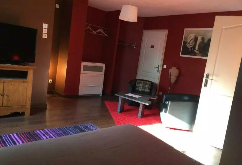 ベッドアンドブレックファースト La Caronnière