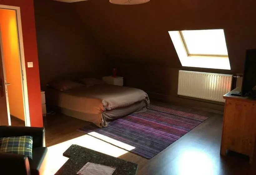 ベッドアンドブレックファースト La Caronnière