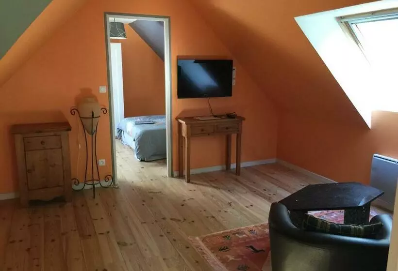 ベッドアンドブレックファースト La Caronnière