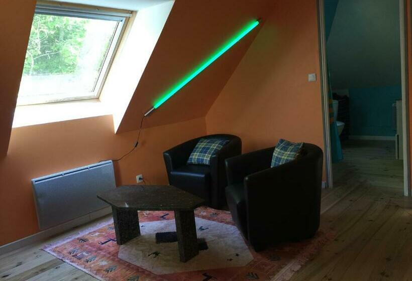 مبيت وإفطار La Caronnière