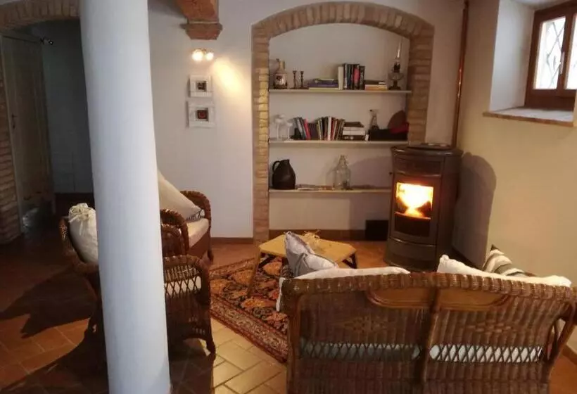 ベッドアンドブレックファースト La Fenice