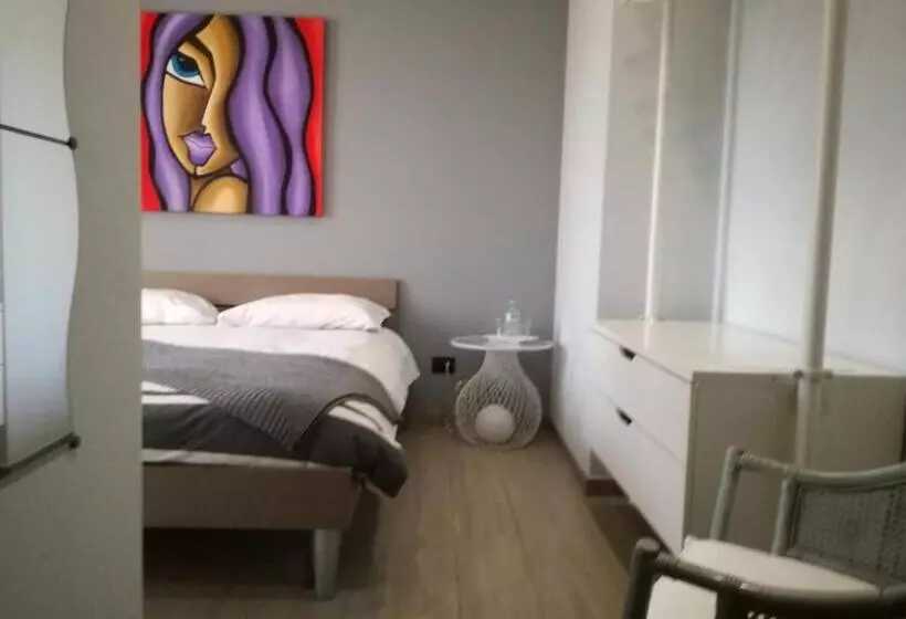 ベッドアンドブレックファースト La Fenice