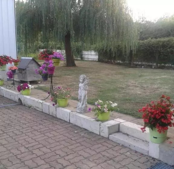 Aamiaismajoitus (B&B) Les Rouches