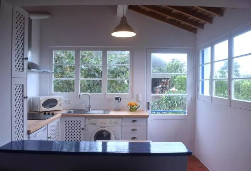 هتل Quinta Dos Sabores Farm Houses