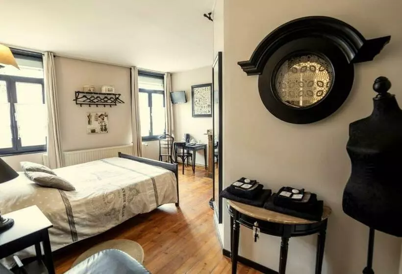 Majatalo Aux Petits Bonheurs