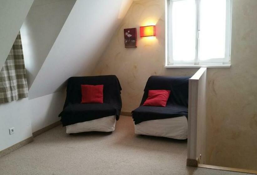 פנסיון Chambres Touristiques La Cour Des Hôtes