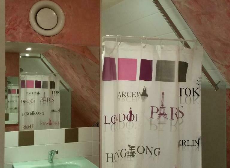 פנסיון Chambres Touristiques La Cour Des Hôtes