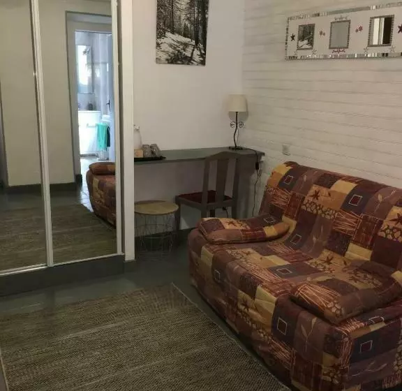 تختخواب و صبحانه Chambres D Hãƒâ´tes Eslias