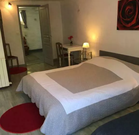 تختخواب و صبحانه Chambres D Hãƒâ´tes Eslias