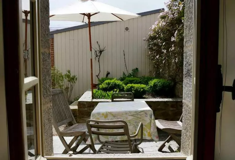 ベッドアンドブレックファースト Le Berceul