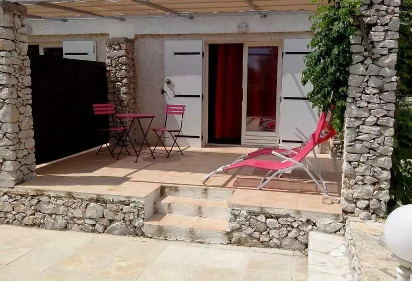 ベッドアンドブレックファースト Le Mas De Cocagne