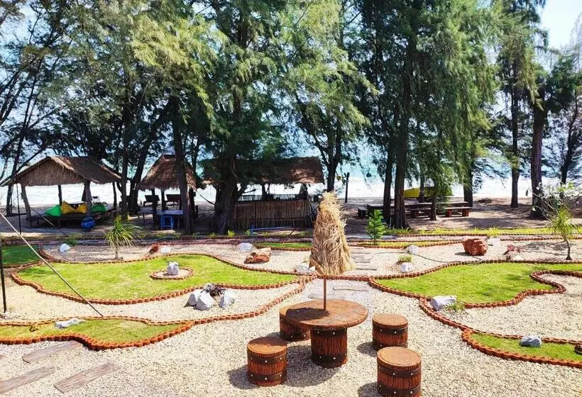 Aamiaismajoitus (B&B) Mumsa Beach Resort & Restaurant