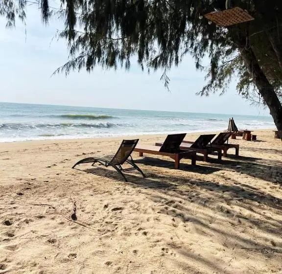 Aamiaismajoitus (B&B) Mumsa Beach Resort & Restaurant