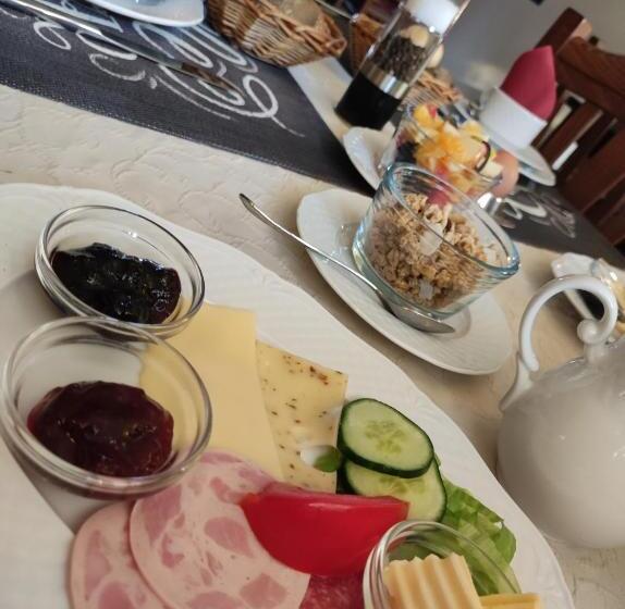 膳宿费 Café Im Hof  Bed & Breakfast