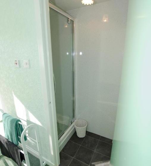 بنسيون Elgin City Centre Torr House