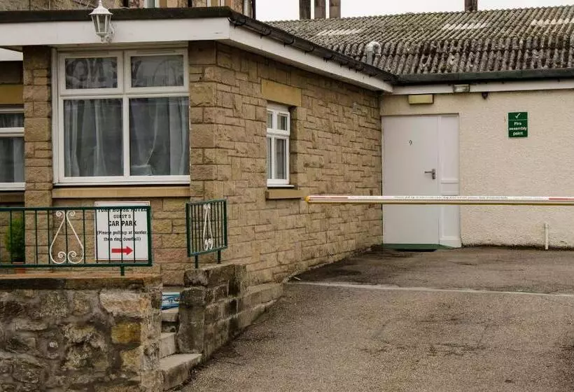 Majatalo Elgin City Centre Torr House