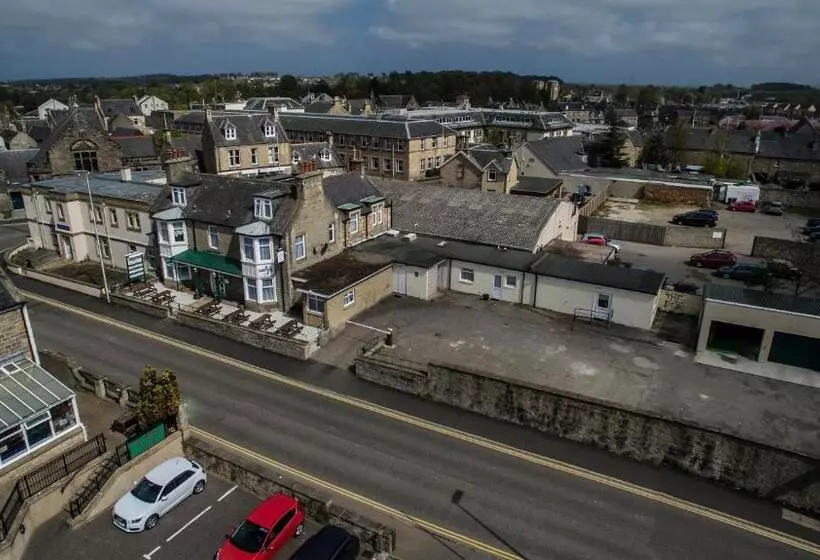 Majatalo Elgin City Centre Torr House