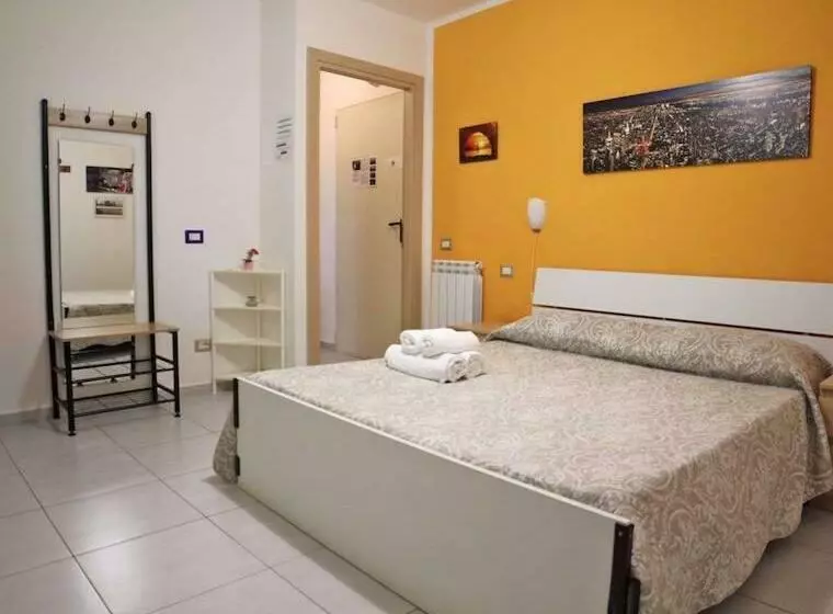 پانسیون Guesthouse Serena