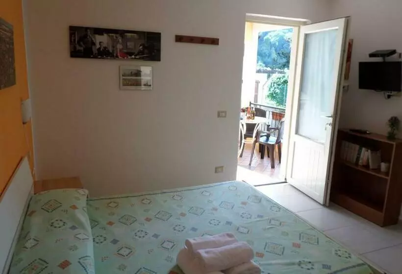 پانسیون Guesthouse Serena