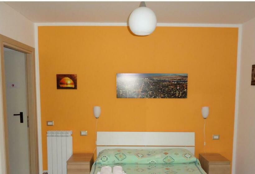 פנסיון Guesthouse Serena