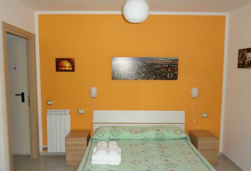 פנסיון Guesthouse Serena