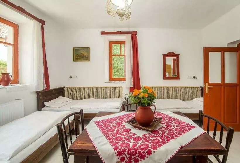 Majatalo Kék Túra Vendégház