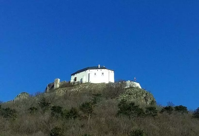 Majatalo Kék Túra Vendégház