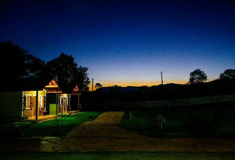 پانسیون Pousada Muro De Pedra