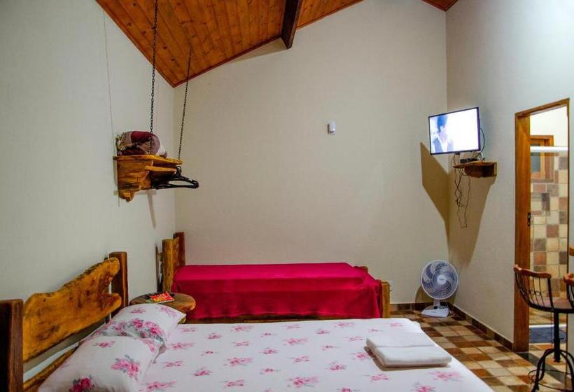 پانسیون Pousada Muro De Pedra