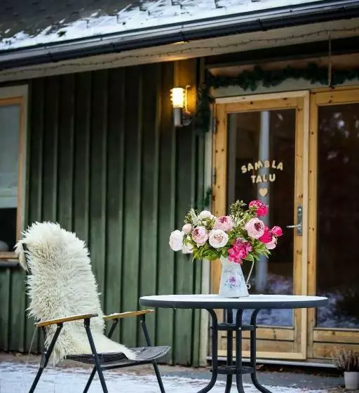 پانسیون Samblatalu Homestay