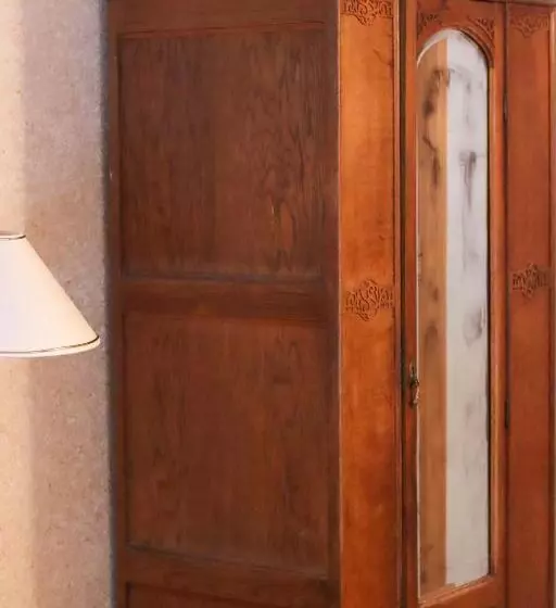پانسیون Samblatalu Homestay