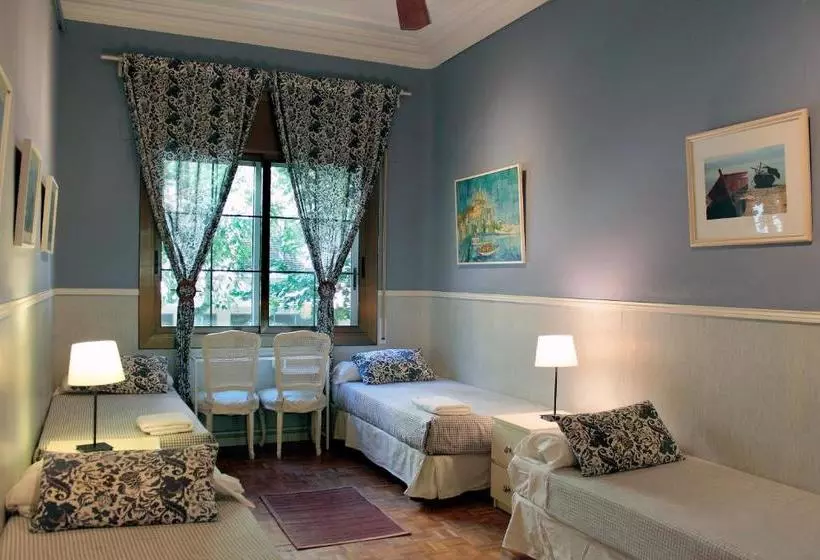 Casa Consell Apartments