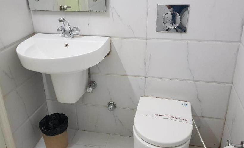 בית מלון כפרי Megha Palace