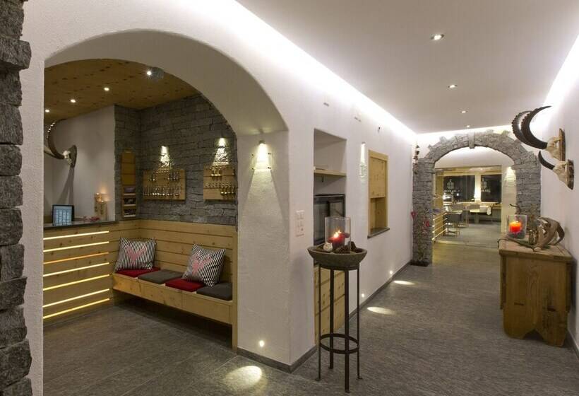 فندق Crusch Alba Zernez