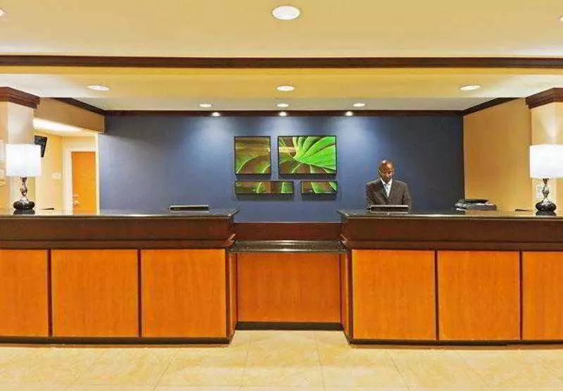 Отель Fairfield Inn & Suites Tulsa South Medical District