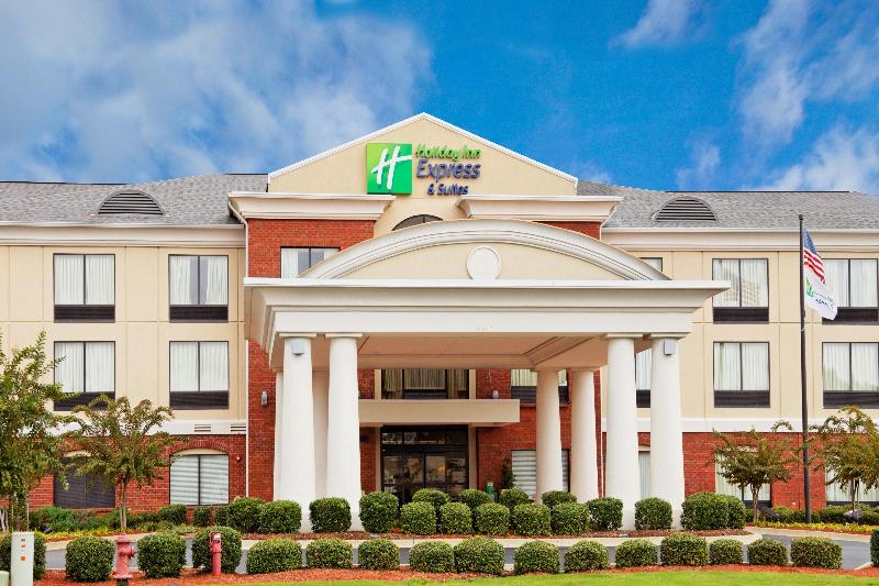فندق Holiday Inn Express & Suites Tupelo, An Ihg