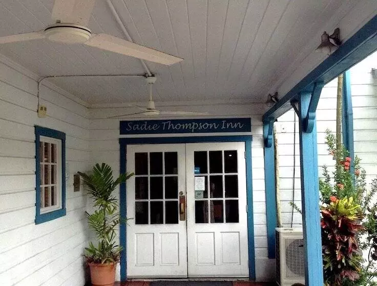 هتل Sadie Thompson Inn